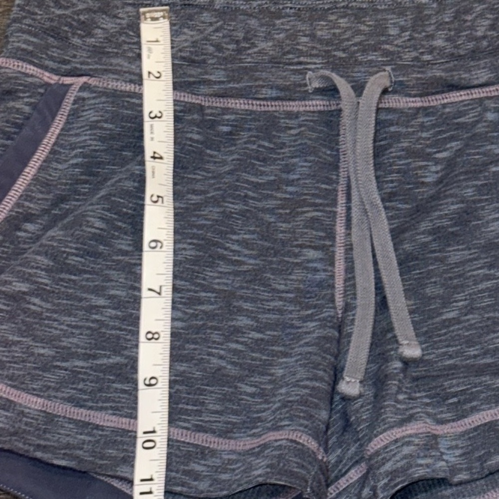 Athleta 2/$30 Knit Drawstring Shorts Size XS Heather Grey / Dark Heather Grey - Picture 12 of 13